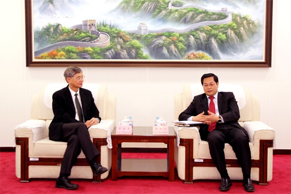 1511949668147348.jpg 107216612.jpg